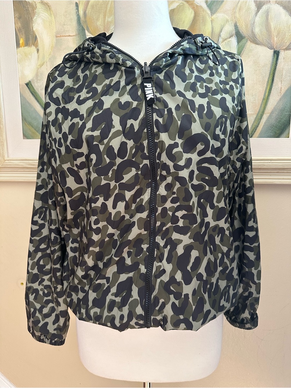 Victoria's Secret Pink Full Zip Hoodie Jacket & ShortsCamo Green Leopard Sz XS/S